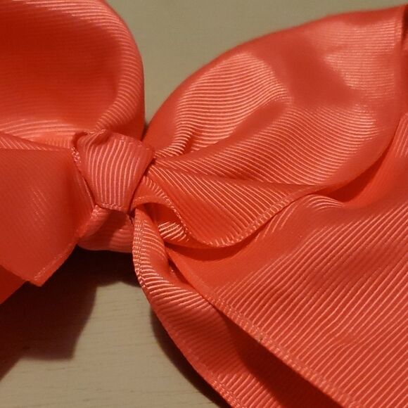 Girls Bright Pink Hair Bow - Picture 3 of 3